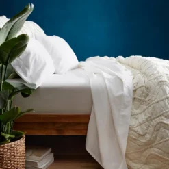 Performance Sheet Set (California King) White 400 Thread Count - Threshold™ 6 Performance Sheet Set (California King) White 400 Thread Count - Threshold™ -Premium Bedding Store GUEST 9649b04f f3d6 49d9 be6c 44fcf8b73ff5