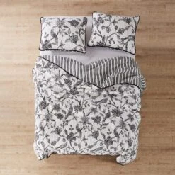Tanzie Black Quilt Set - Black & White - Levtex Home 7 Tanzie Black Quilt Set - Black & White - Levtex Home -Premium Bedding Store GUEST 9aff898b b94a 43e5 b951 59f4e40828f4