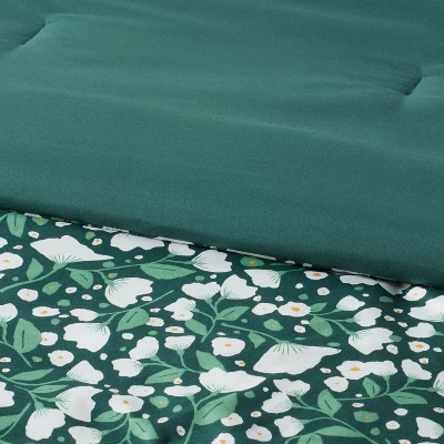 Floral Printed Microfiber Reversible Comforter & Sheets Set Dark Green - Room Essentials™ 3 Floral Printed Microfiber Reversible Comforter & Sheets Set Dark Green - Room Essentials™ - Image 3
