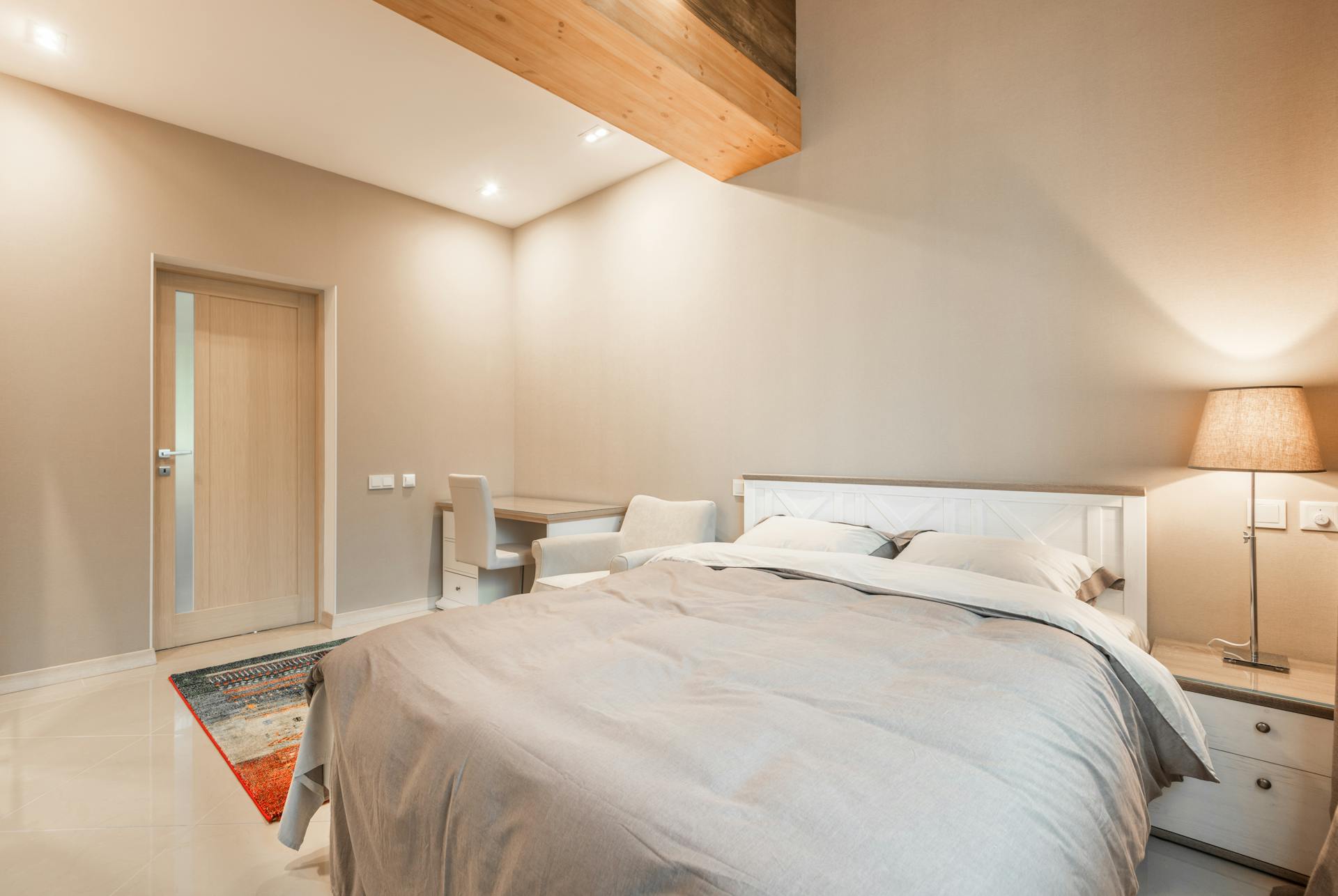 Premium Bedding Store -Premium Bedding Store pexels heyho 7061671